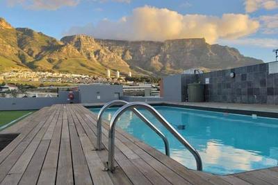 Apartment / Flat For Rent in Zonnebloem, Cape Town